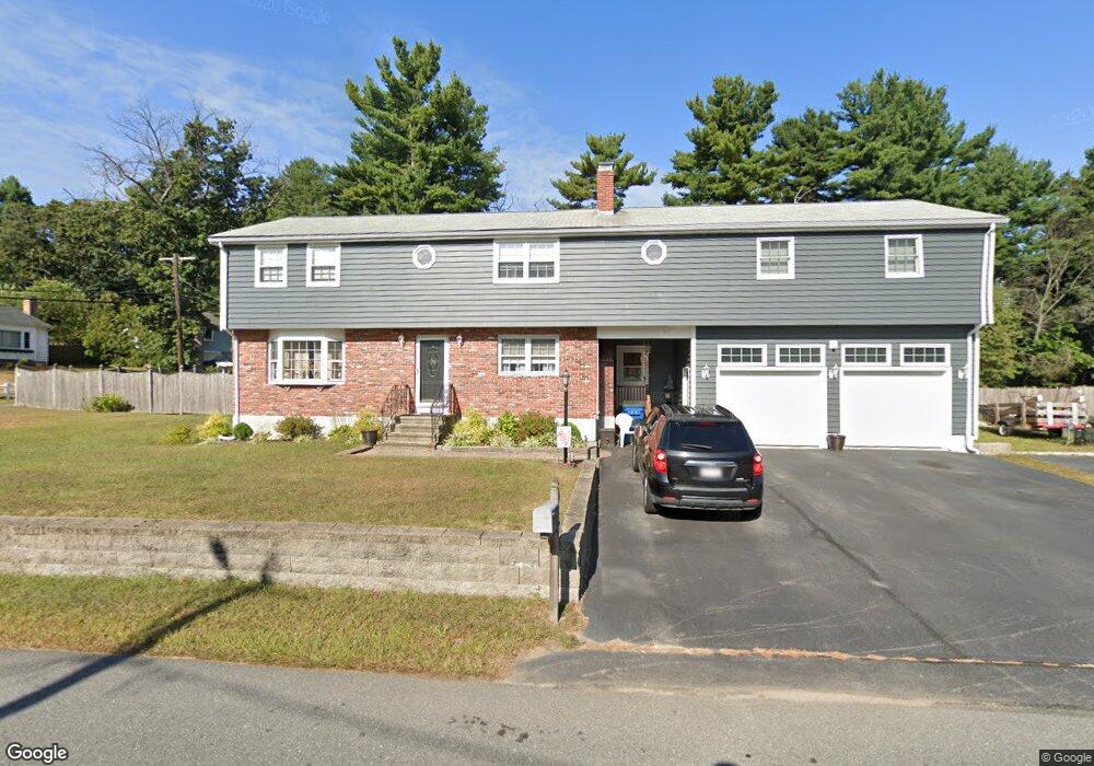 10 Barbara d Ln, Tewksbury, MA 01876 - photo 1