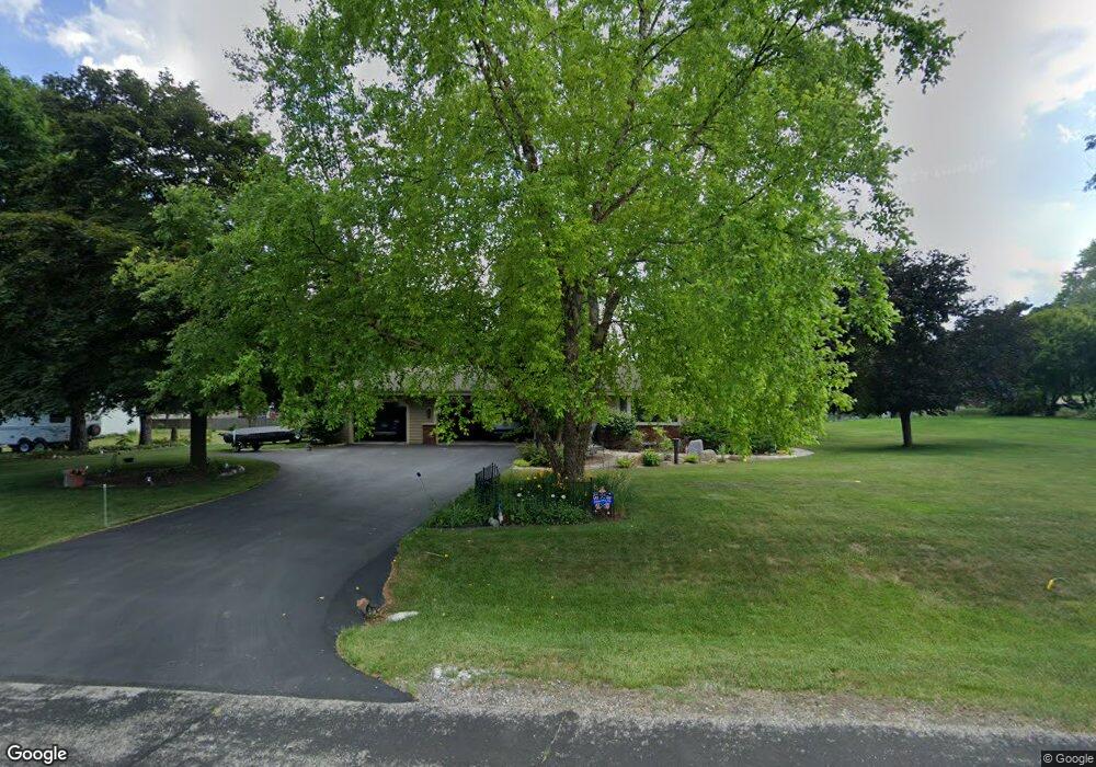 N58W25537 Windy Pass Dr, Sussex, WI 53089 - photo 1