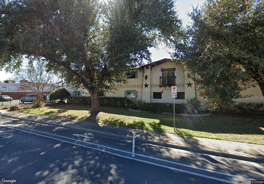 711 Eberhart Ln unit 203, Austin, TX 78745 - photo 1