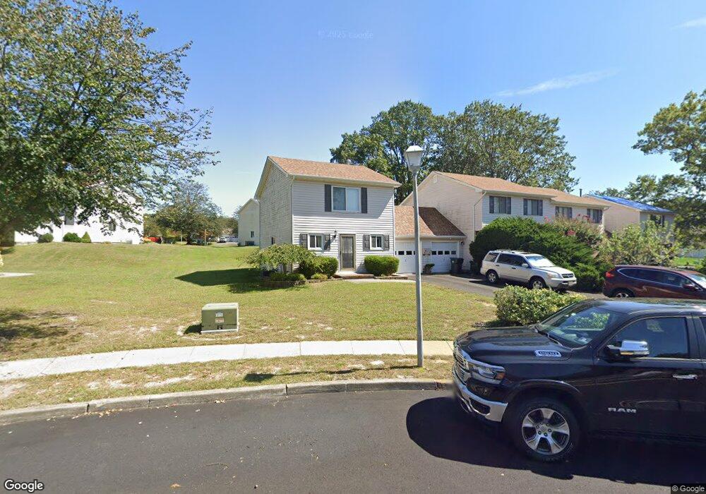 4 Lynne Ct, Howell, NJ 07731 - photo 1