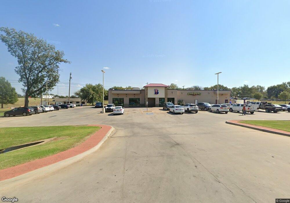 1220 N Bdwy, Shawnee, OK 74801 - photo 1