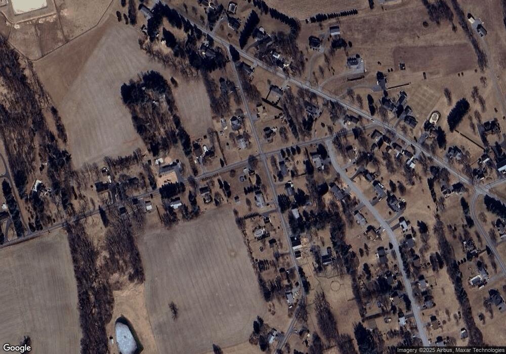 563 Knauss Rd, Nazareth, PA 18064 - photo 1