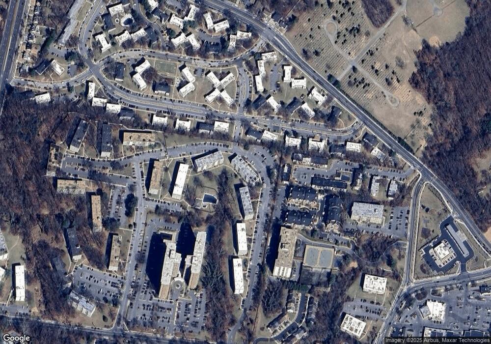 1826 Metzerott Rd unit 404, Adelphi, MD 20783 - photo 1