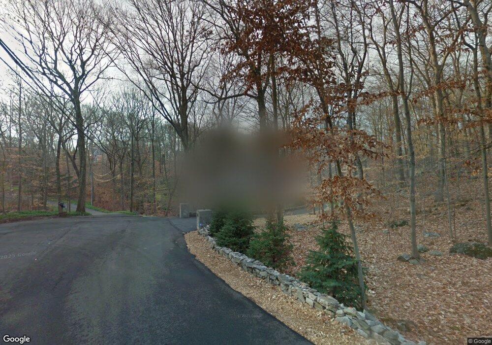 81 Fernwood Dr, Stamford, CT 06903 - photo 1