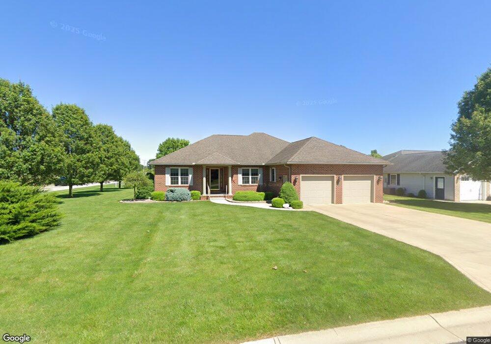 1100 Hillcrest Dr, Bucyrus, OH 44820 - photo 1