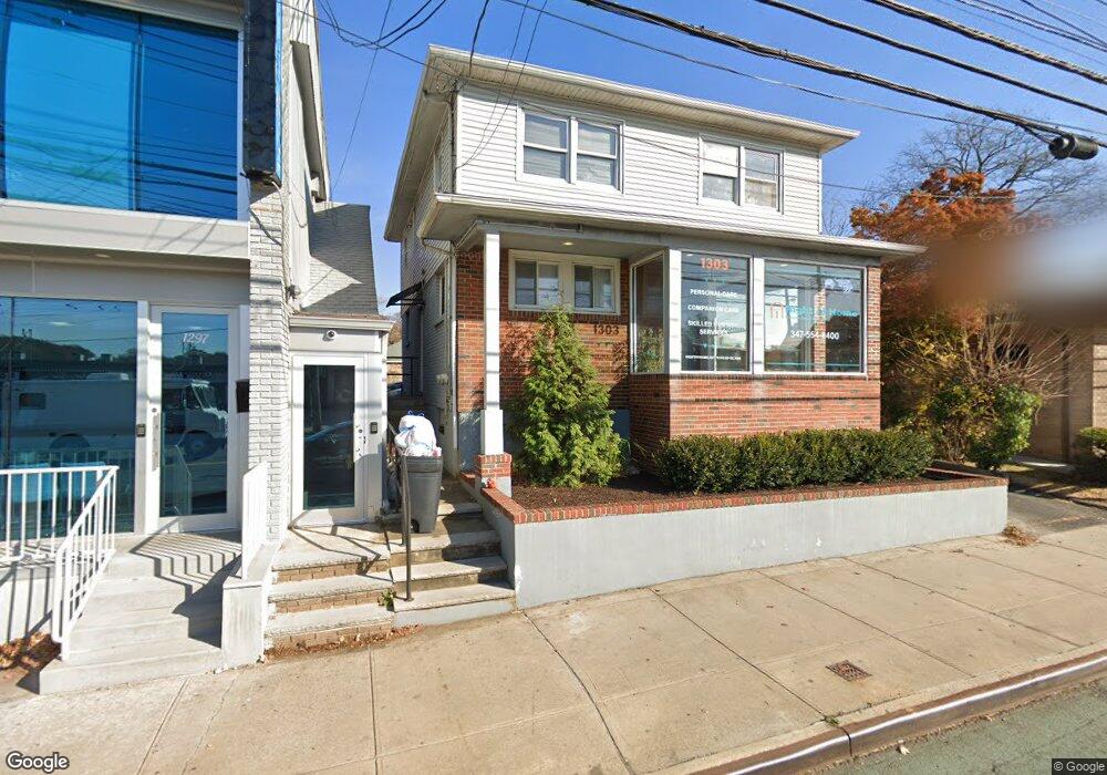 1303 Clove Rd, Staten Island, NY 10301 - photo 1