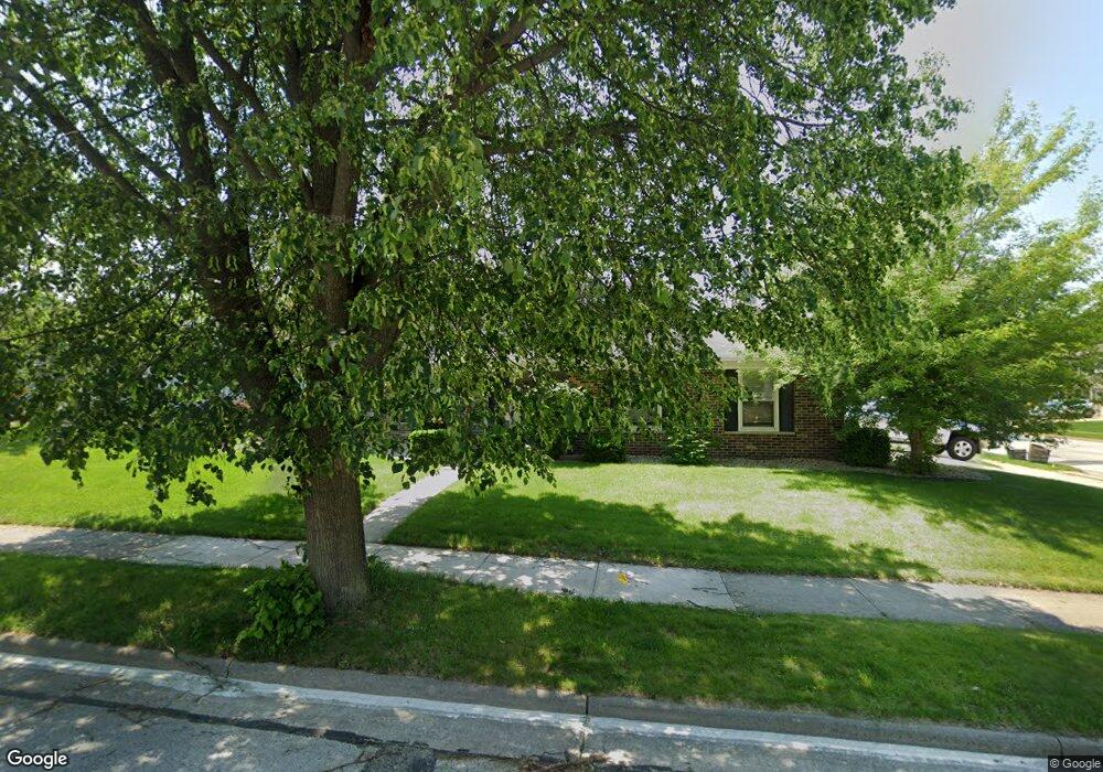 1934 Harvest Ln, Waukesha, WI 53186 - photo 1