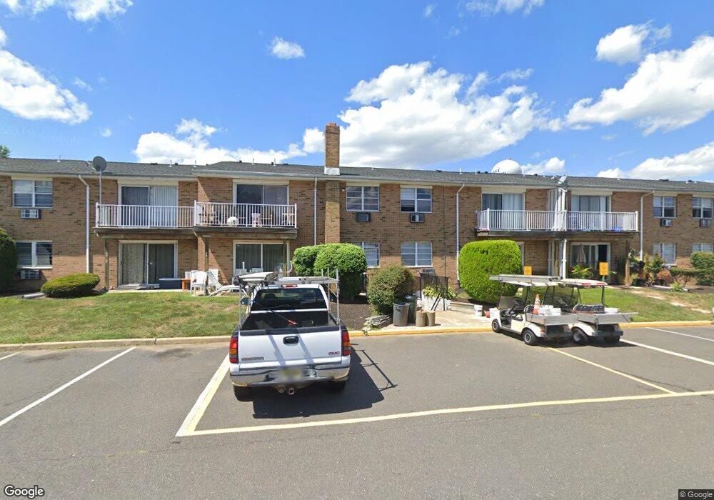 43 Garden View Terrace unit 15, East Windsor, NJ 08520 - photo 1