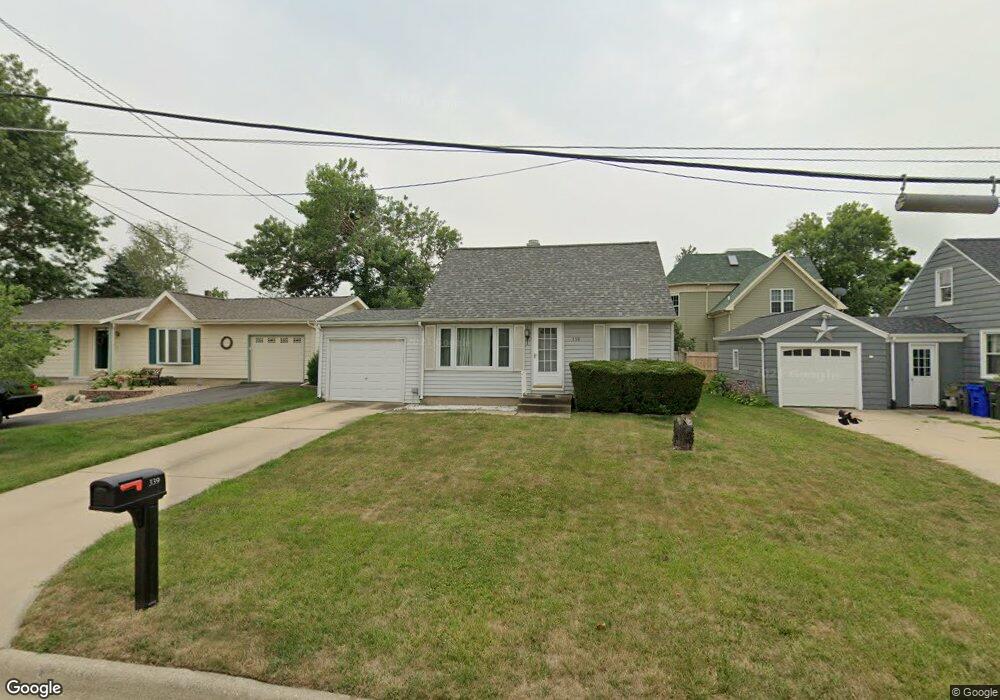 339 22nd Ave SW, Cedar Rapids, IA 52404 - photo 1