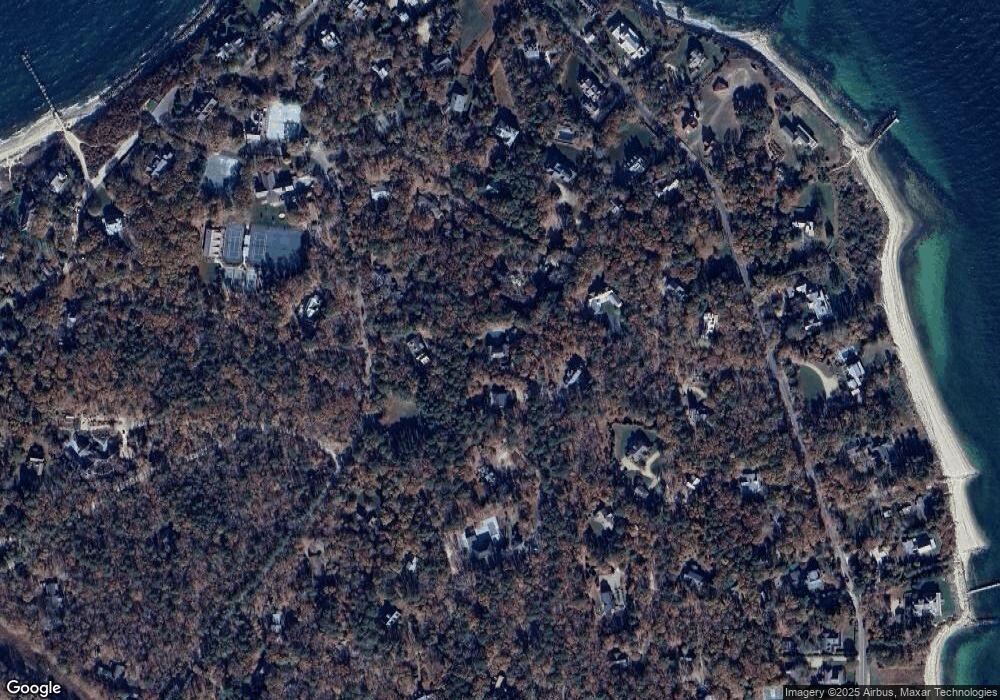 162 Quinsigamond Ave, Vineyard Haven, MA 02568 - photo 1