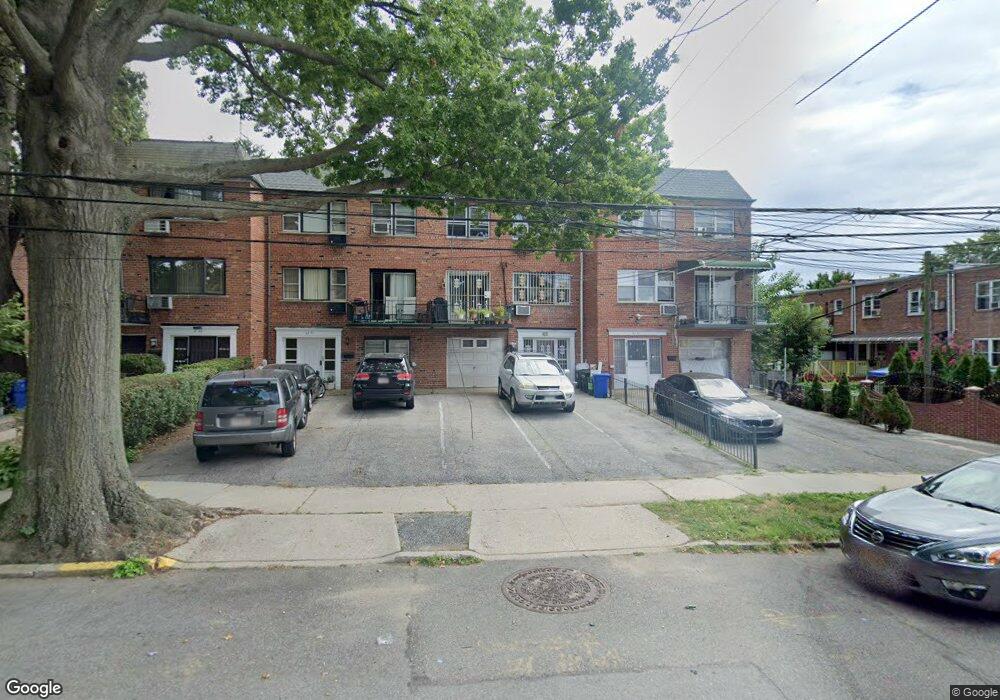 61-53 146th St unit 2Fl, Flushing, NY 11367 - photo 1