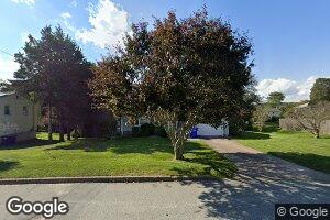 15 Osage Ln, Groton, CT 06340