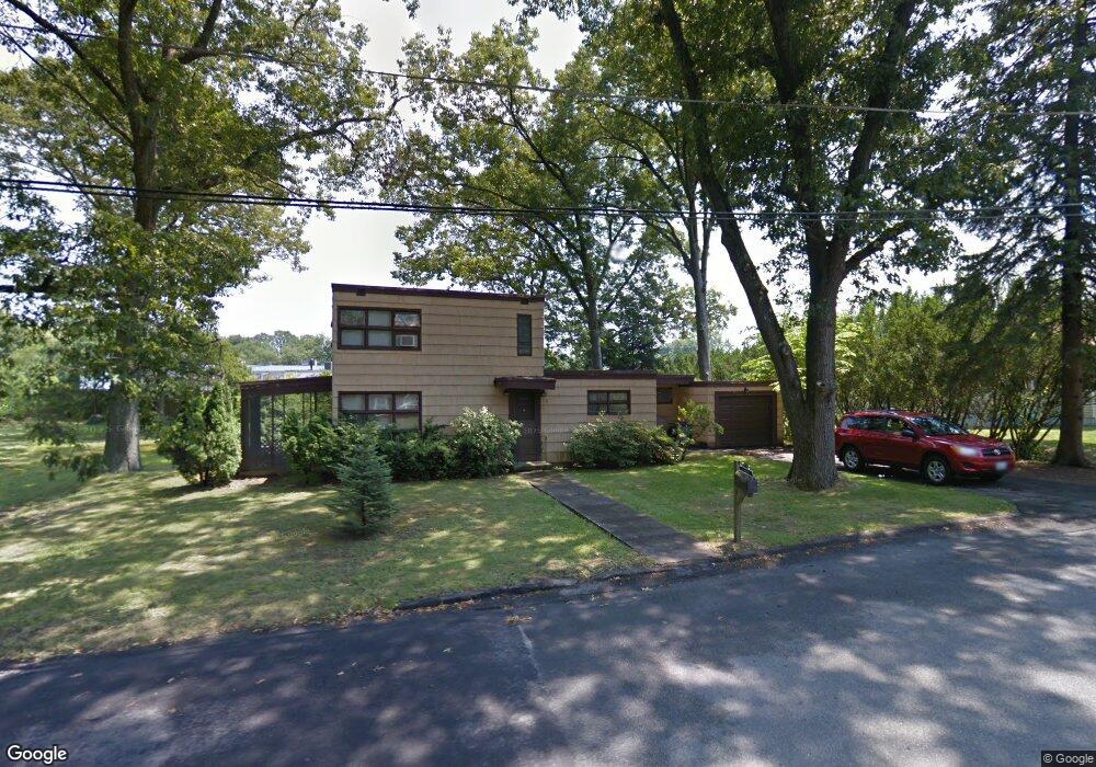 5 Gadoury Dr, Cumberland, RI 02864 - photo 1