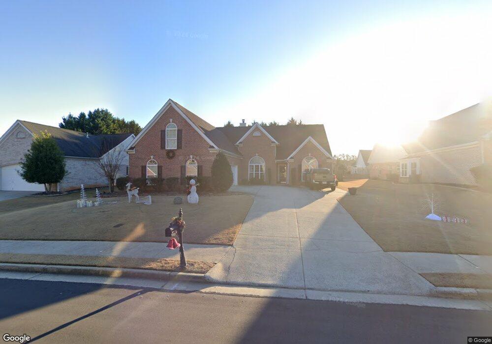 3485 Stoneleigh Run Dr, Buford, GA 30519 - photo 1