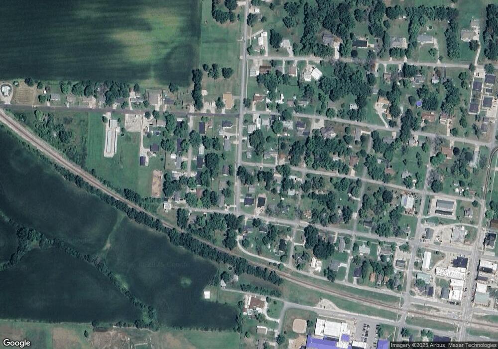 208 N Fairgrounds Rd, Sturgeon, MO 65284 - photo 1