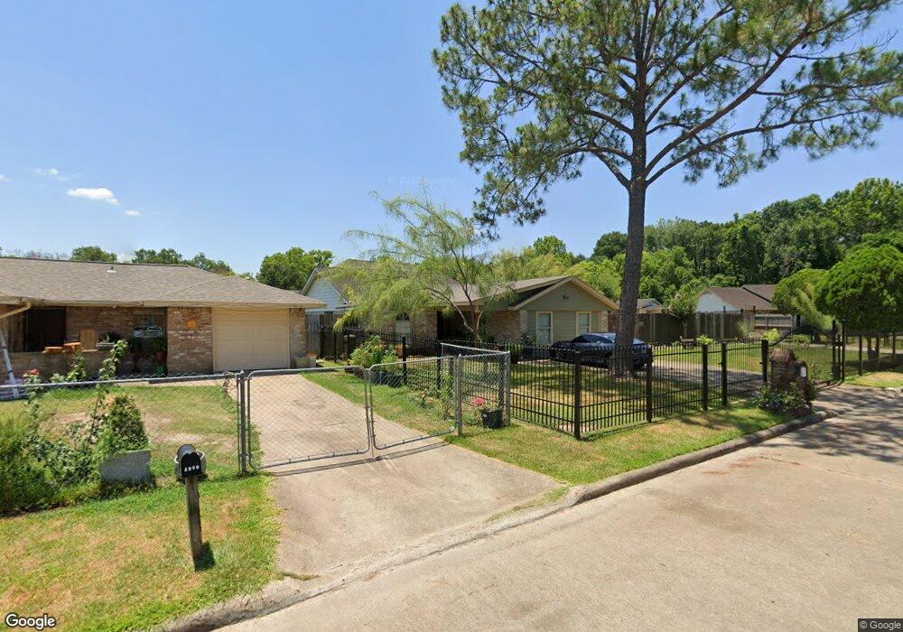2223 Deerhurst Ln, Houston, TX 77088 - photo 1