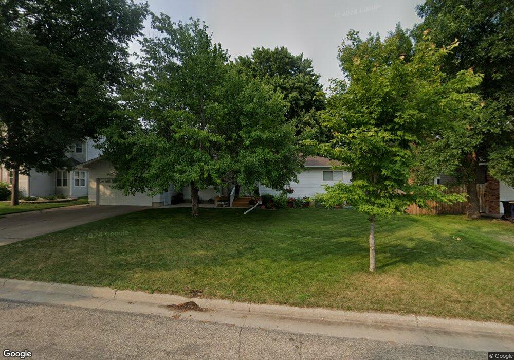 1325 2nd St SE, Jamestown, ND 58401 - photo 1