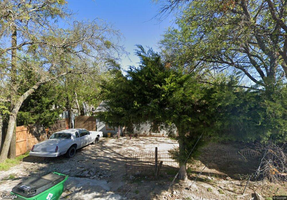 202 W Mill St, Decatur, TX 76234 - photo 1