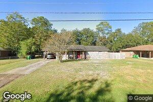 9809 Oakcliff Dr, Moss Point, MS 39562