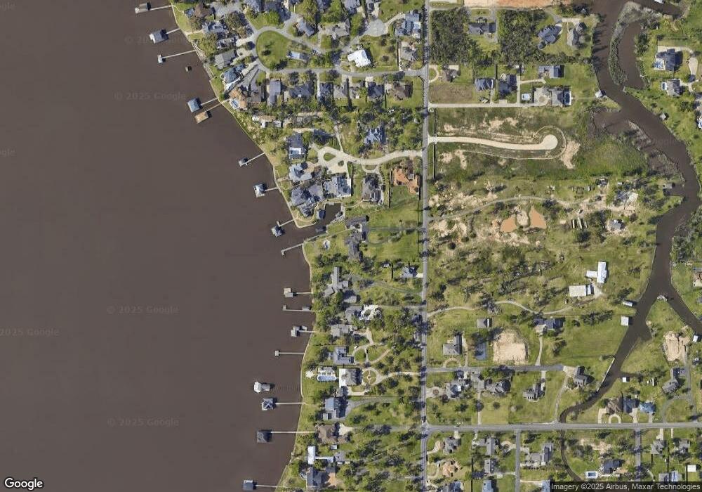 4060 Locke Ln, Lake Charles, LA 70605 - photo 1