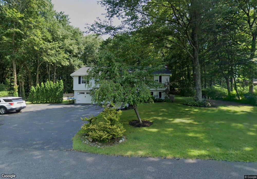 61 Thompson St, Shelton, CT 06484 - photo 1