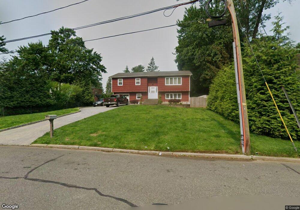 55 Jolliffe Ave, Congers, NY 10920 - photo 1