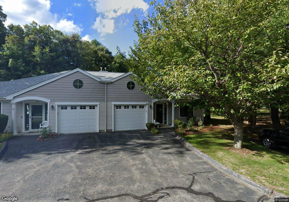 85 Red Cedar Cir, Orange, CT 06477 - photo 1