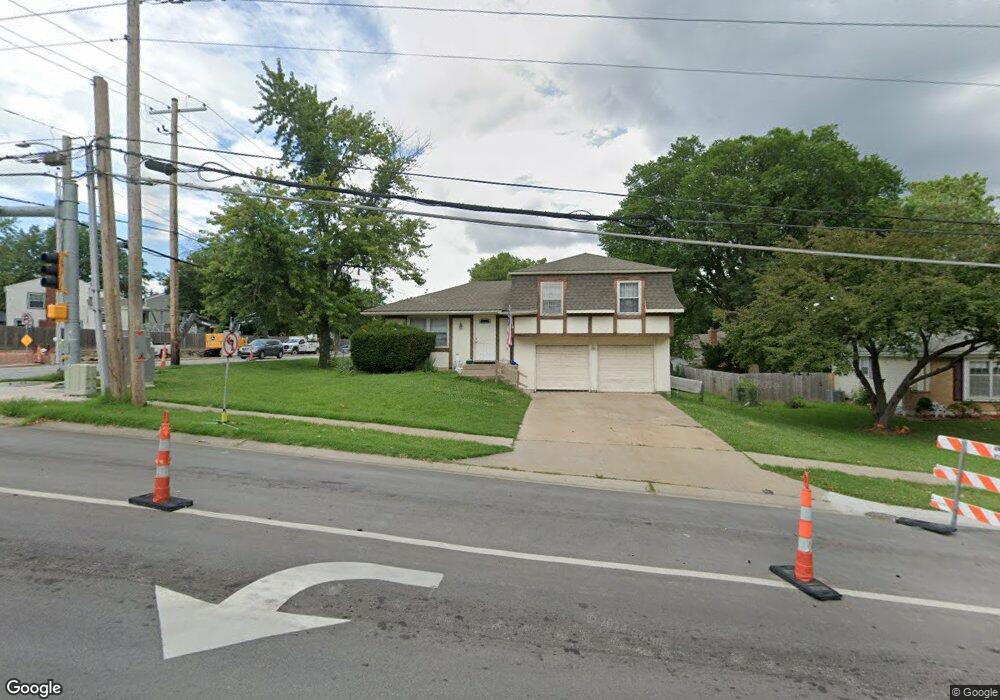 11822 W 67th St, Shawnee, KS 66203 - photo 1