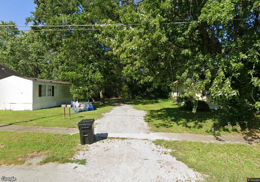 25 & 27 S Shaw St, Harrisburg, IL 62946 - photo 1