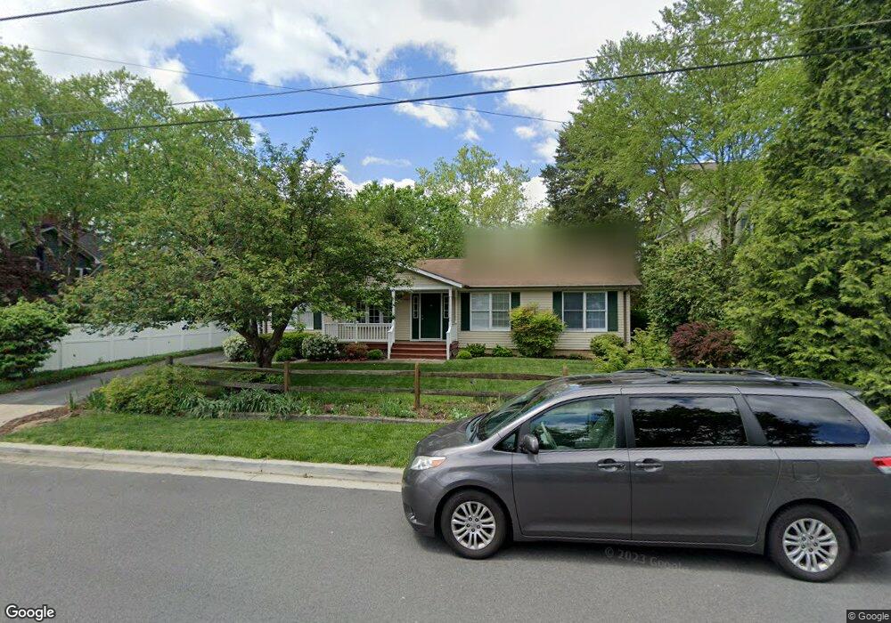 6504 75th St, Cabin John, MD 20818 - photo 1