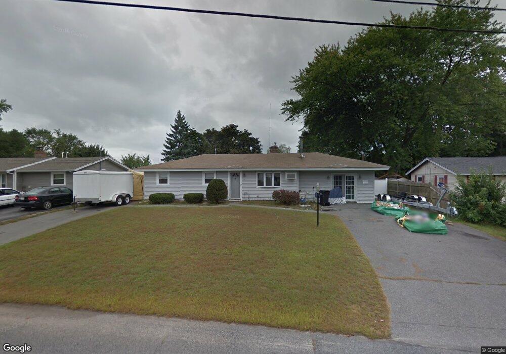 17 Fenway Dr, Framingham, MA 01701 - photo 1