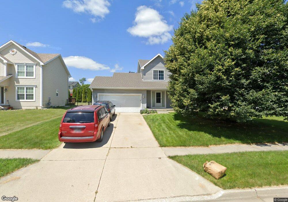 3210 SE 25th St, Des Moines, IA 50320 - photo 1
