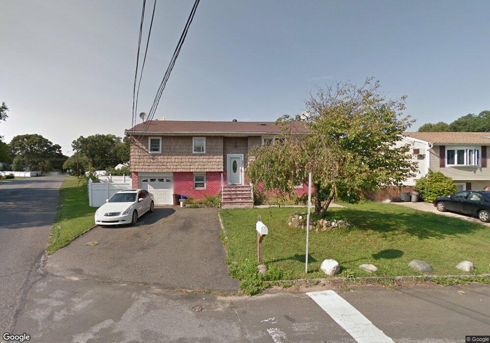 271 Amsterdam Ave unit 1, West Babylon, NY 11704 - photo 1