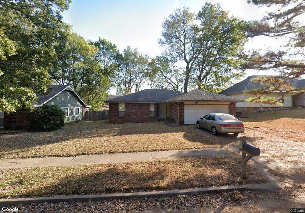 1109 W Huntsville St, Broken Arrow, OK 74011 - photo 1