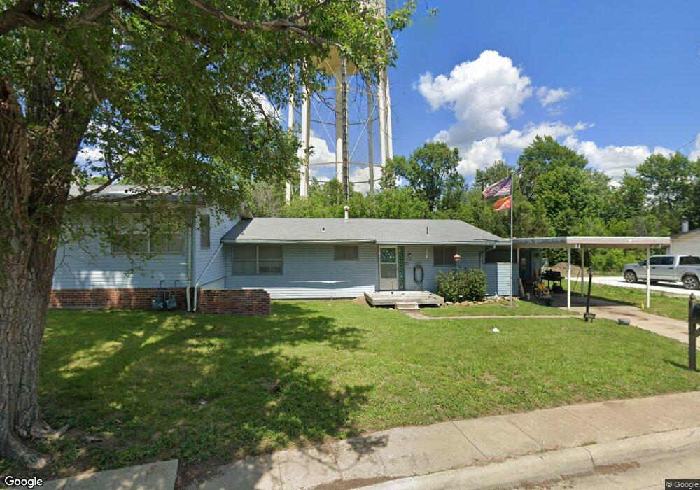 6924 SW Towerview Ln, Topeka, KS 66619 - photo 1