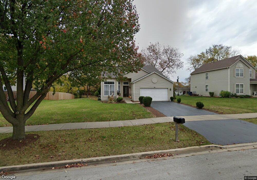 841 N Commonwealth Ave, Aurora, IL 60506 - photo 1