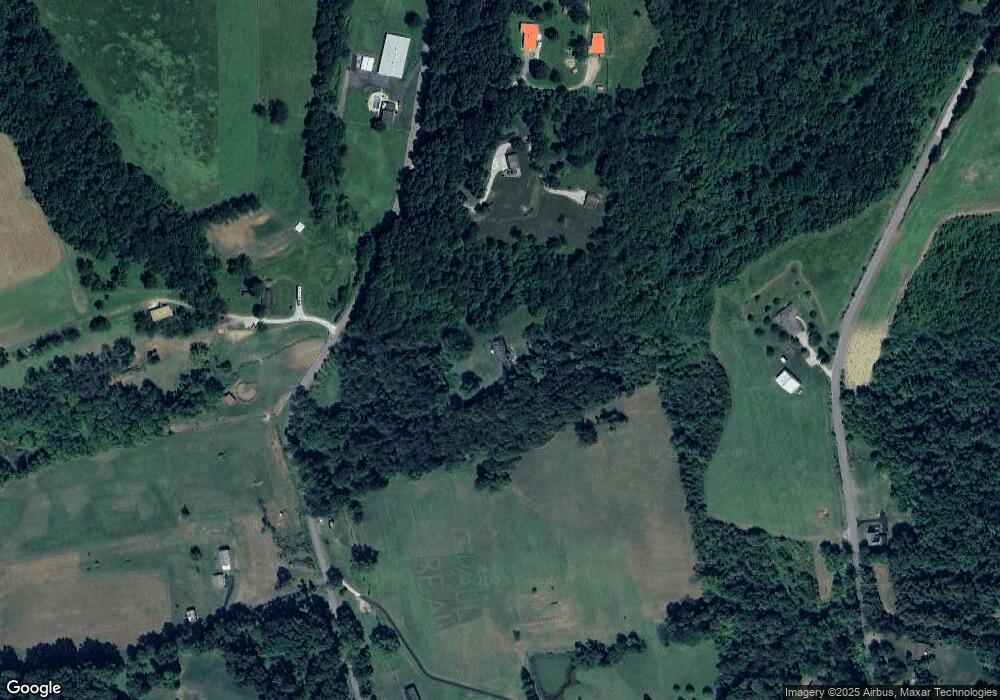 124 Sundust Rd, Eighty Four, PA 15330 - photo 1