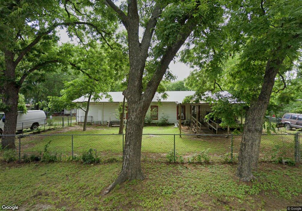 1021 Howard St, Ardmore, OK 73401 - photo 1