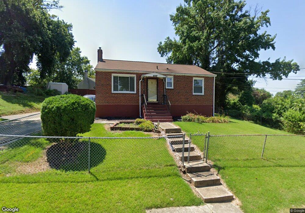 5611 Rittenhouse St, Riverdale, MD 20737 - photo 1