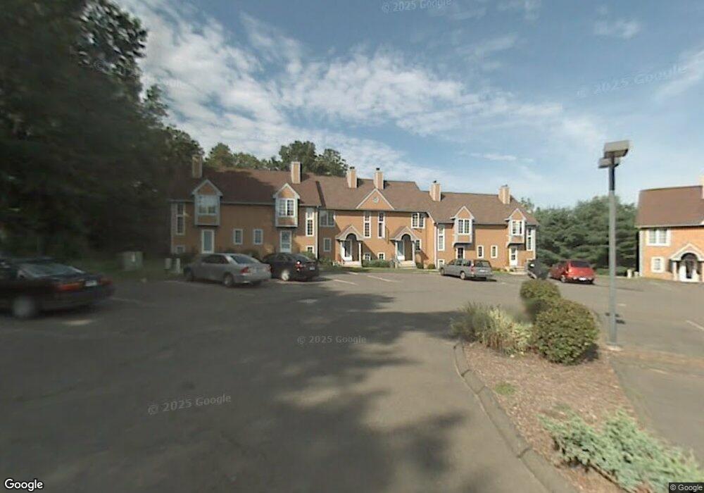 20 Julia Ct, Broad Brook, CT 06016 - photo 1