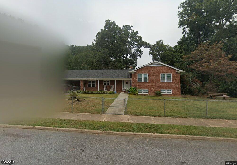 963 Sherwood Ln, Statesville, NC 28677 - photo 1