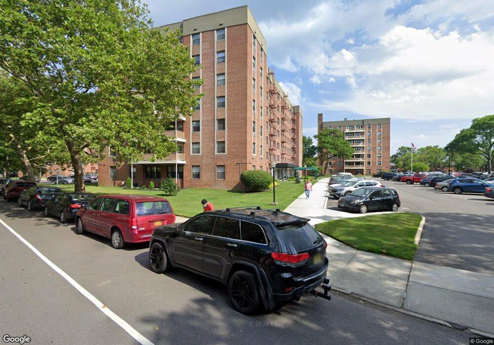 Cooperative Building unit 1D, Howard Beach, NY 11414 - photo 1