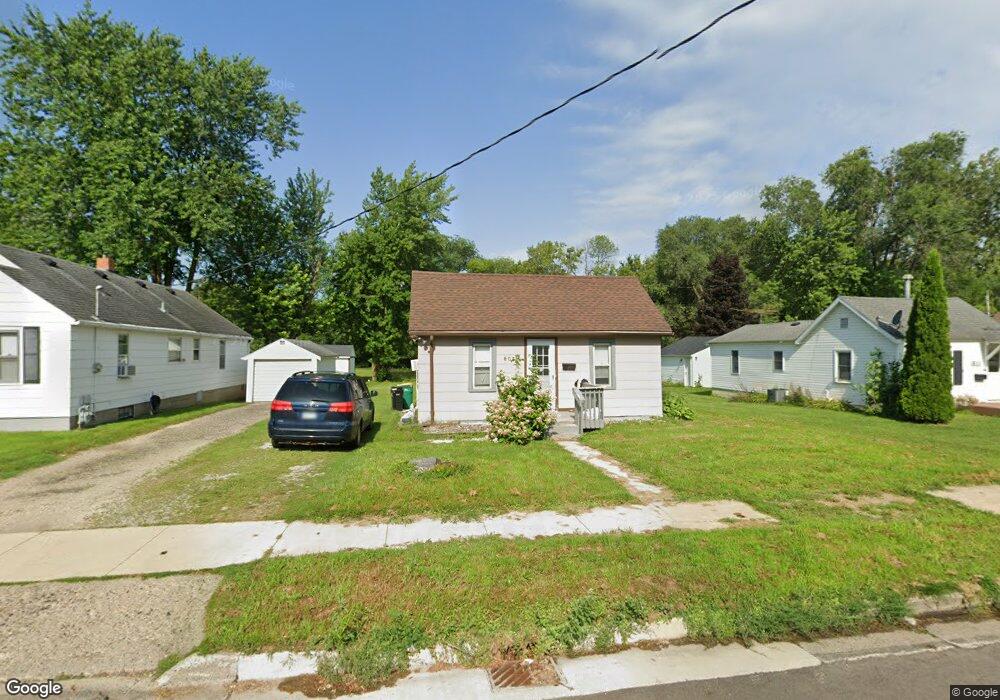 607 Columbus Ave, Albert Lea, MN 56007 - photo 1