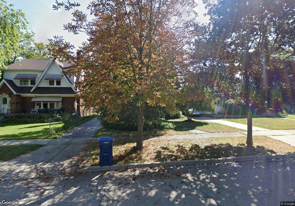 611 Westmoreland Ave, Waukegan, IL 60085 - photo 1