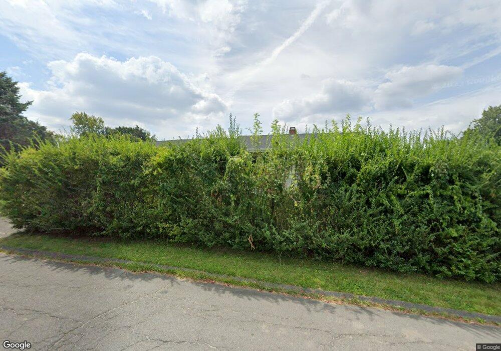 11 Hillsdale Ave, Waterbury, CT 06704 - photo 1