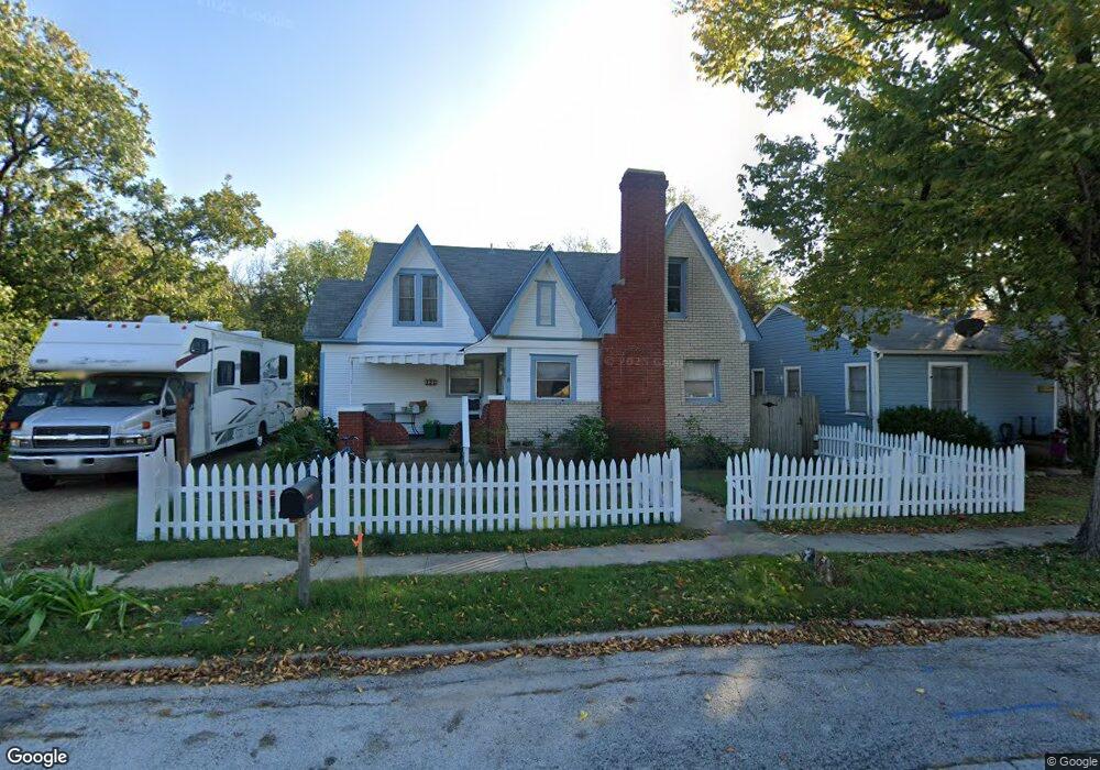 125 Moore St, Grand Prairie, TX 75050 - photo 1