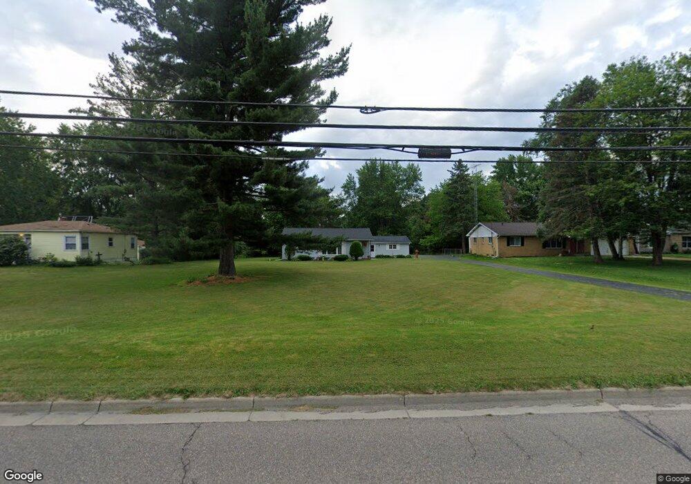 8078 Davison Rd, Davison, MI 48423 - photo 1