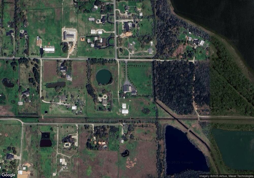 2180 Lundy Ln, Friendswood, TX 77546 - photo 1