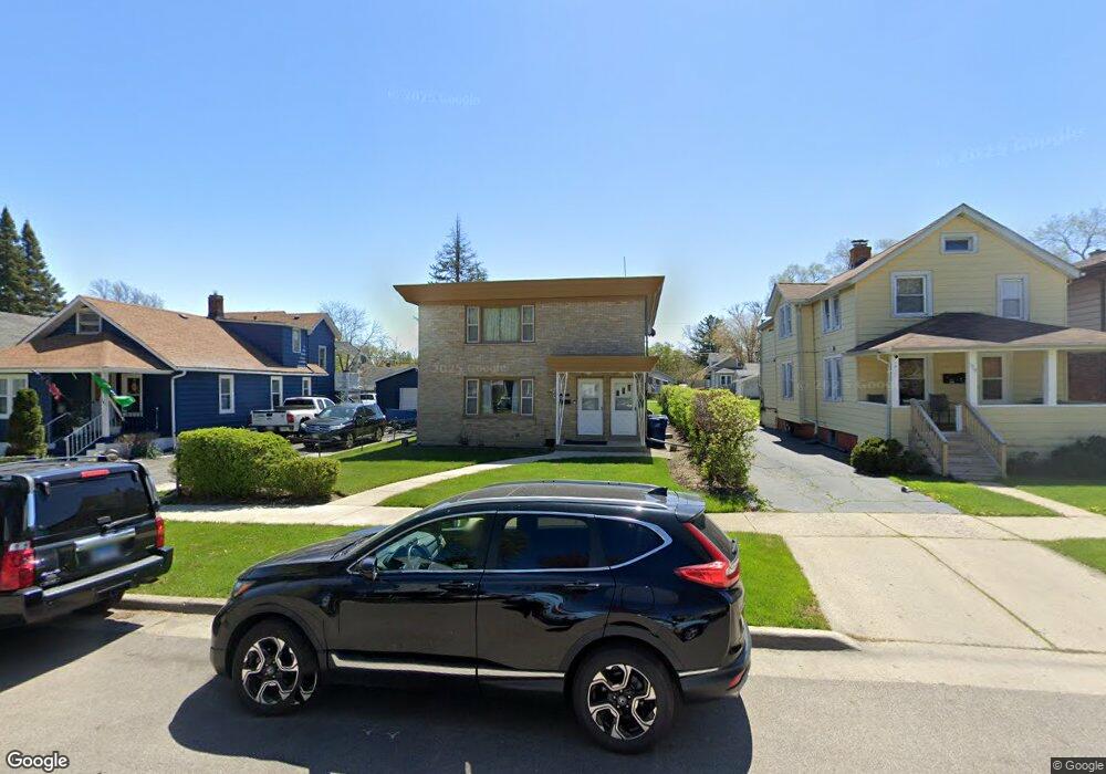 1511 Laurel Ave, Waukegan, IL 60085 - photo 1