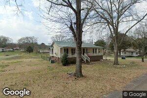 195 College St, Vincent, AL 35178